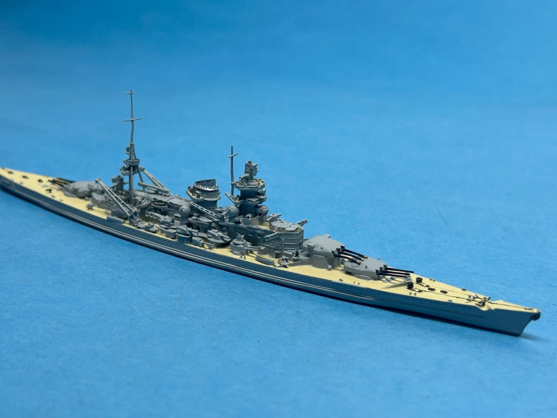 Battleship "Scharnhorst" painted decks (1 p.) GER 1943 Neptun N 1003BS